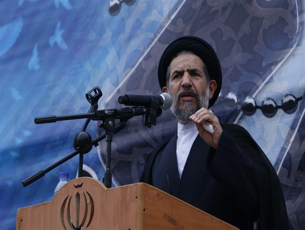 اگر مدافعان حرم نبودند نوامیس ملت زیر چکمه‌های مزدوران مورد هتک حرمت قرار می‌گرفتند