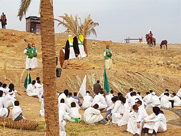 مراسم بازسازی واقعه غدیرخم در هرسین برگزار شد+ تصاویر