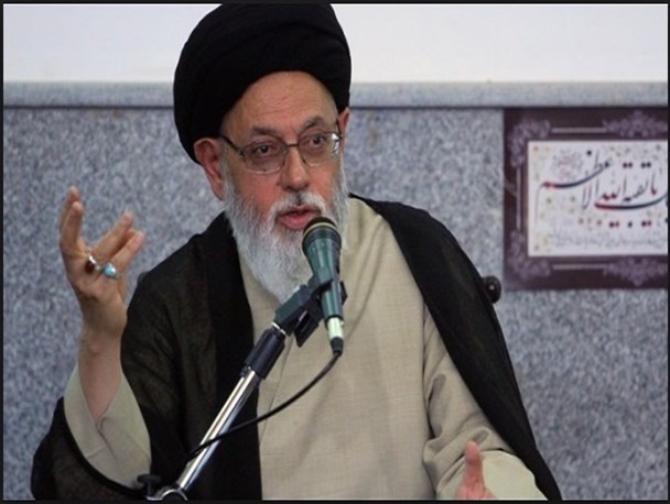 دشمن در صدد سوء استفاده از عزاداری‌های مردم است / چرا صدای دشمن از برخی خودی‌ها شنیده می‌شود؟