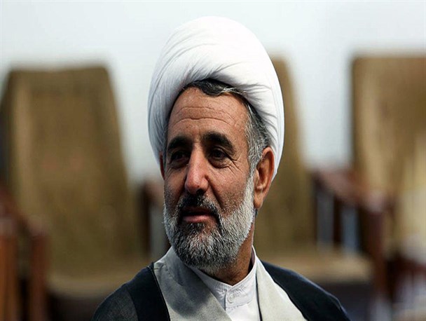 بیشتر مشکلات حوزه اقتصادی از داخل است