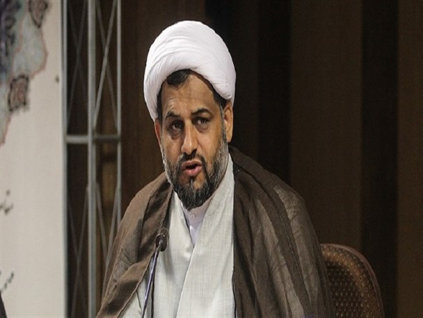 برگزاری سوگواره بصیرت عاشورایی در ۵۰ بقاع متبرکه استان مرکزی/ وجود ۶ هزار خادم ثابت و افتخاری در امامزادگان و بقاع متبرکه