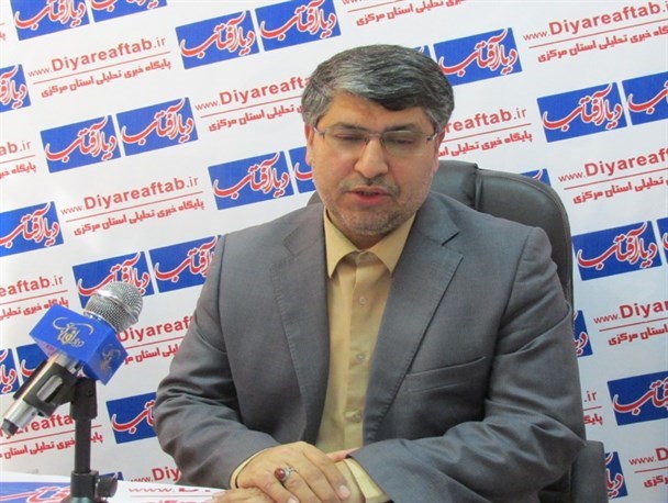 بخش بزرگی از آلودگی هوای اراک ناشی از گازهای سمی است و ربطی به ریزگردها ندارد/ بارها تذکراتی جهت انتقال واحدهای آلاینده دادیم و اتفاقی نیفتاده!