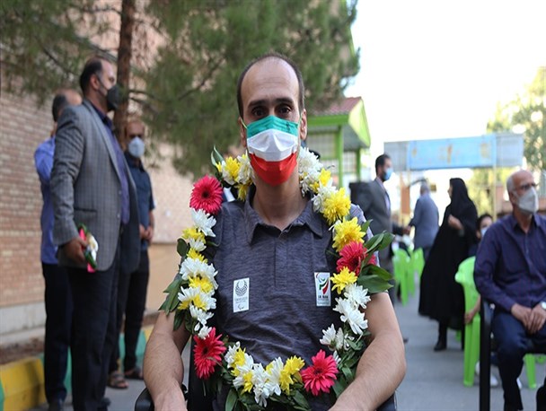 آیین استقبال از مدال‌آور قزوینی در مسابقات پارالمپیک