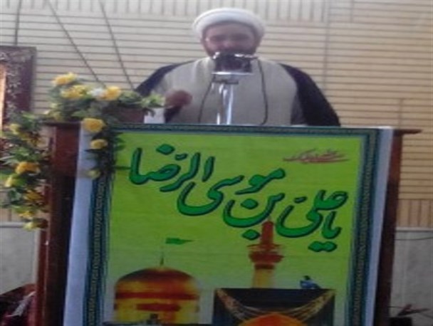 آمریکا ابر قدرتی است که بازیچه دست صهیونیست ها شده است/ اگر بخواهیم اهل عاشورا باشیم باید ولایت زمان و امام زمان خود را بشناسیم