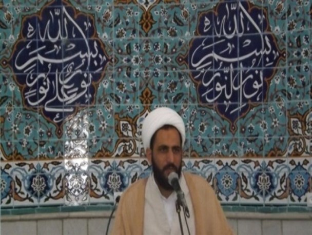 امروز دشمن در صدد آن است که سربازان ولایت و نیروهای مومن را کنار بزند