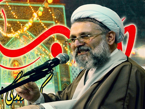 نظر رهبر فصل الخطاب همه نظرات مسئولان نظام و کارشناسان است/ تعیین جنگ و صلح با کشورهای مختلف از وظایف قانونی رهبری است
