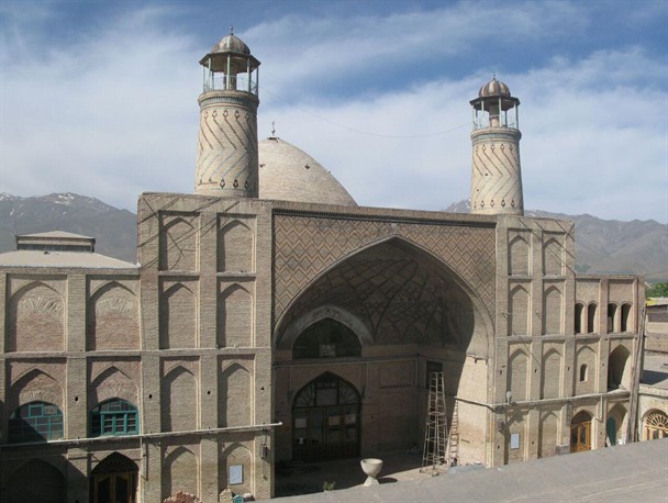 بنای مرکزی تعبد و بندگی شهر همدان را در یابید / پای لنگ اعتبارات در مرمت مسجد جامع