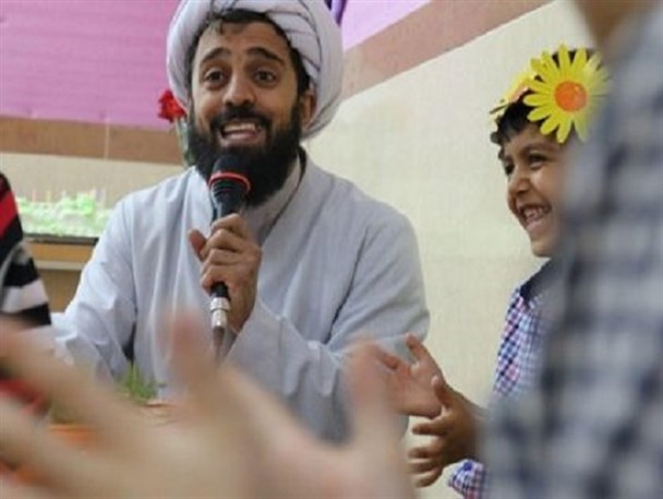 کوتاهی رسانه ملی در تبلیغ فرزندآوری/ تضعیف نسل جوان شیعه با ترویج نگهداری از حیوان به جای کودک