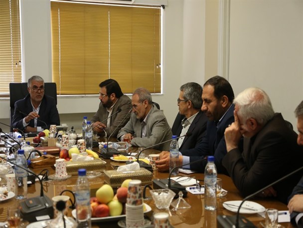 نشست استاندار فارس با نمایندگان استان در مجلس