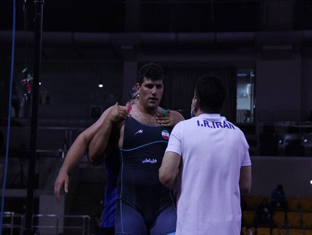 کشتی قهرمانی جهان| دومین طلا هم از راه رسید/ سنگین‌وزن ایران در تاریخ زرین شد!