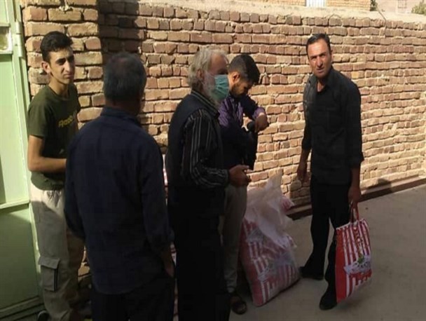 توزیع برنج در راستای تنظیم بازار شهر آجین و روستاهای بخش پیرسلمان