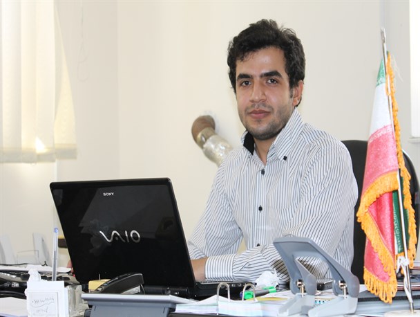 اگر کتاب صوتی می خواهید به اداره فرهنگ و ارشاد مراجعه کنید