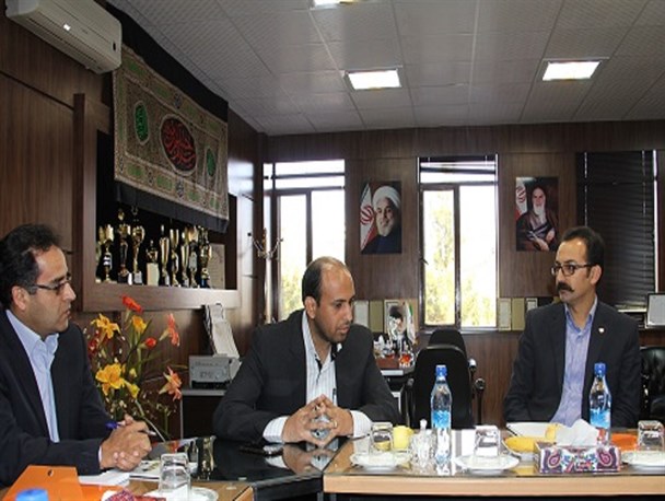 فعال نگه داشتن صنایع کوچک موثر ترین راه برای خروج از رکود است