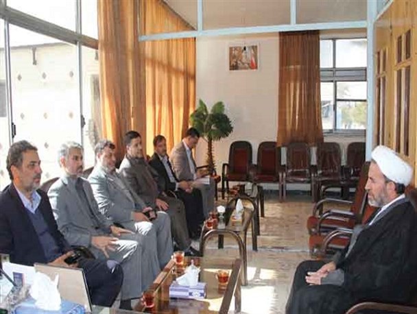 از هشدار در خصوص نفوذ دشمن و مشکلات فریدن تا مسئله همدلی و وحدت برای انتخابات