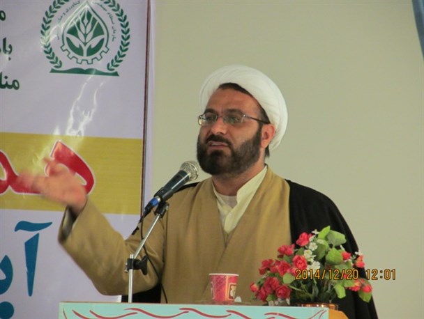 برنامه های فرهنگی ضمن بصیرت افزایی، باید حافظ فرهنگ ناب اسلامی شود/ دشمن از راه نفوذ فرهنگی سعی در تغییر سبک زندگی دارد