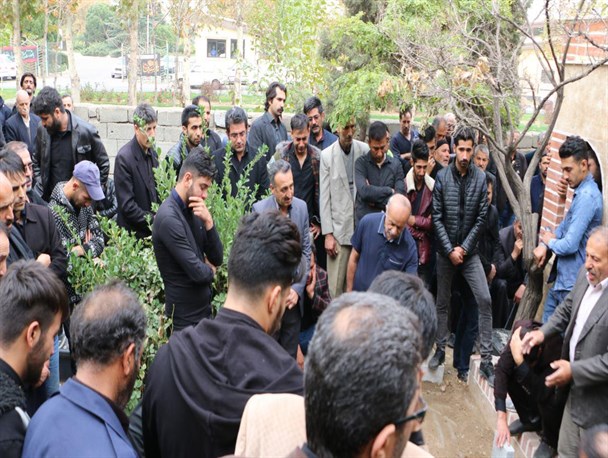 مراسم تشییع پیکر مطهر جانباز ۸ سال دفاع مقدس در شهرستان فردیس برگزار شد+ عکس