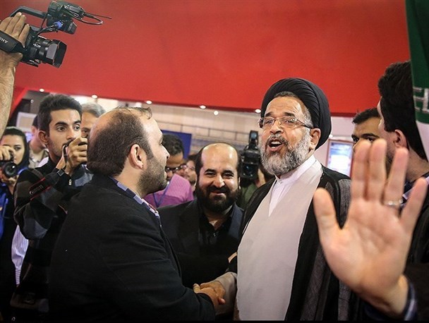 از کم‌توجهی مسئولان ملی به غرفه‌های استانی تا عدم بهره‌برداری غرفه‌داران از اینترنت نمایشگاه +تصاویر