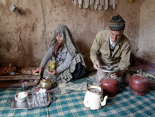 روستایی در 17 کیلومتری مرکز استان بدون گاز و آب شرب/ داشته اهالی این روستا فقط برق است!+تصاویر