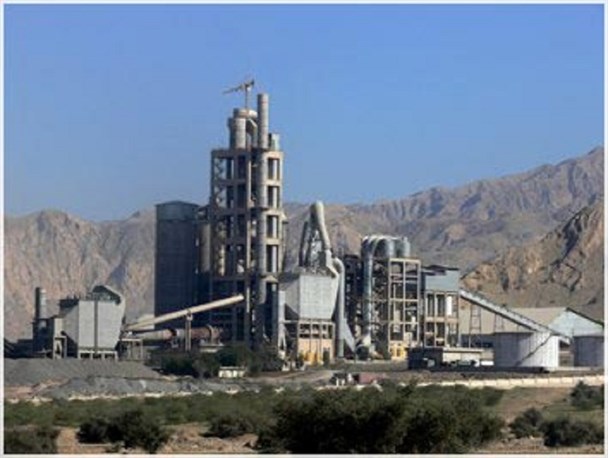 تجمع کارکنان بزرگترین کارخانه سیمان جنوب کشور
