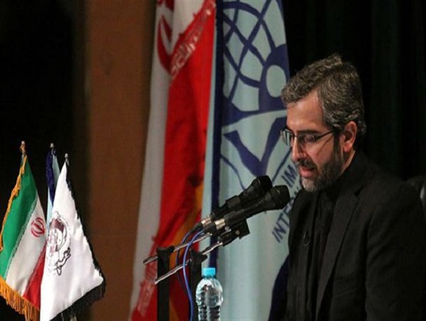 همایش "آبی از آمریکا گرم نمی‌شود" در دانشگاه بین‌المللی امام‌خمینی(ره) قزوین