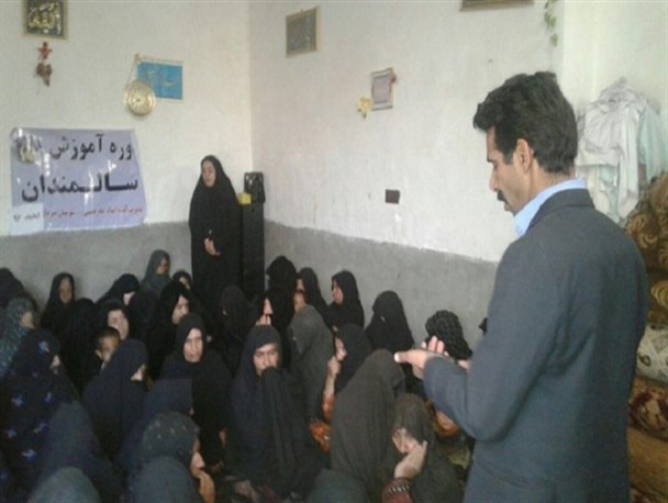 برگزاری کارگاه آموزش بهداشت فردی مددجویان کمیته امداد در میرجاوه