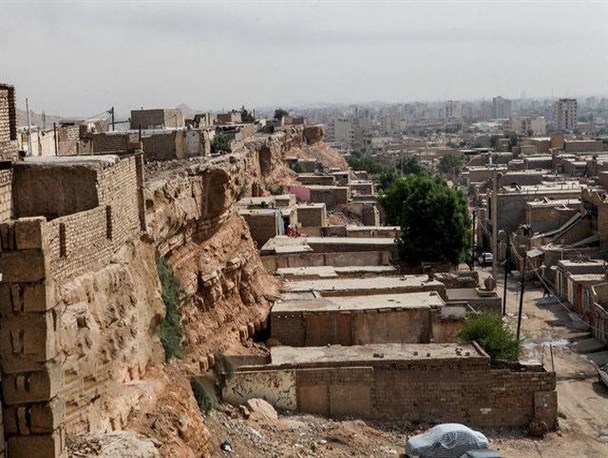رزمایش بزرگ بسیج سازندگی با 400 نیروی جهادی در منبع آب اهواز برگزار شد