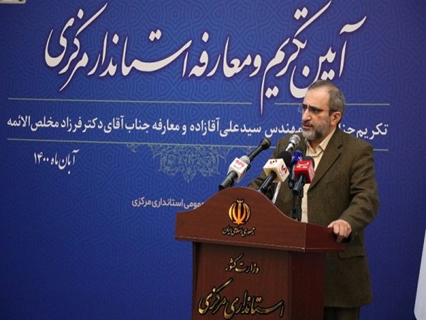 تولید در استان مرکزی مورد ضربه جریان رانتخوار قرار گرفته است/ مدیران موانع کسب و کار را منهدم کنند