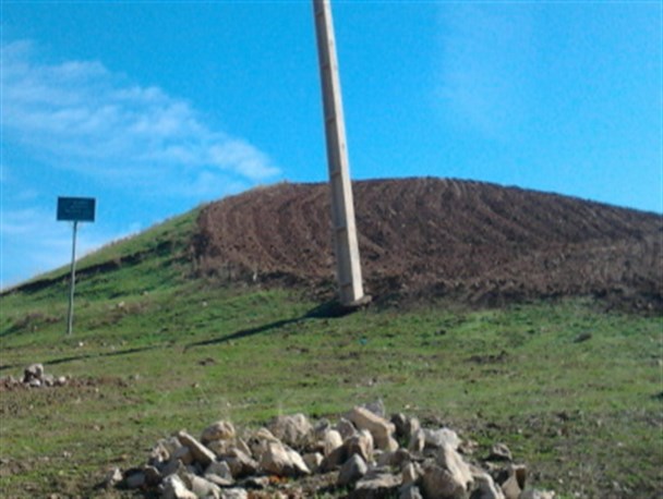تپه ای باستانی‌ که زمین زراعی شد+تصاویر