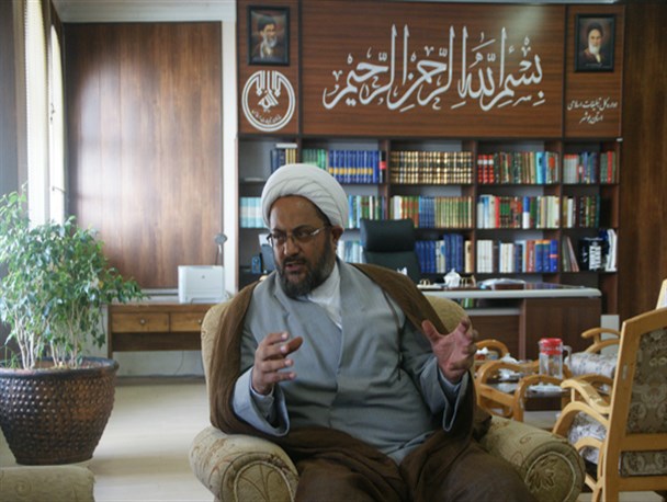 دانشجویان ضمن تهذیب نفس و کسب علم در مسیر ارزش های دینی و انقلابی گام بردارند