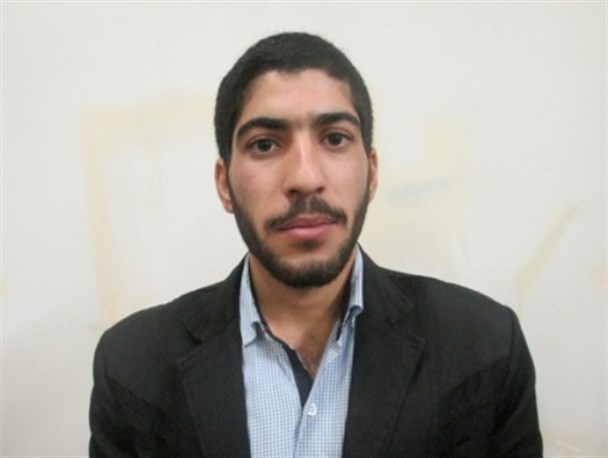 دانشجو وظیفه ای در حمایت از لیست های انتخاباتی ندارد/ وظیفه دانشجو آگاهی بخشی به جامعه است