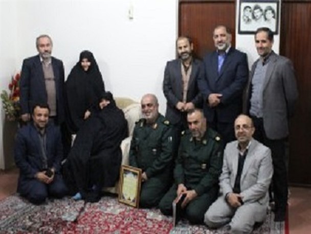 صبر و استقامت خانواده های شهدا نمادی از صبر و استقامت حضرت زینب (س) پس از واقعه کربلا