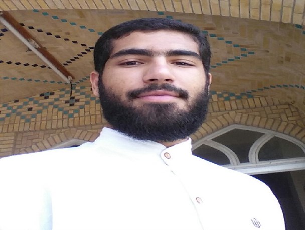 لبخند هاى دشمن از سر تزویر است نه محبت/ صدور مکتب انقلاب به سایر کشور ها از ویژگى هاى بارز نسل چهارم انقلاب است