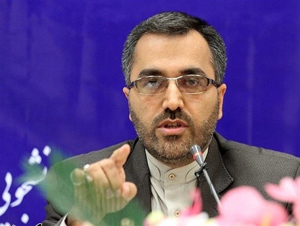 لغو ۵۰ سخنرانی در دانشگاه طی دو روز گذشته/ وقت و انرژی کشور را صرف مذاکره با ۱+۵ کردند/ حال و روز لغو تحریم ها را امروز می بینیم