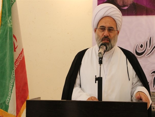 علم بیاموزید و مطالبه گر و آرمان گرا باشید/افراد بی لیاقت، شایستگی مسئولیت را ندارند/ افزایش طلاق از آثار بدعت ها و خرافه هاست