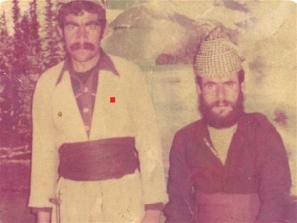 مأموران امنیه به مرغ و خروس مردم هم رحم نمی کردند