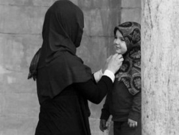 پارادوکس پوشش مادر و دختر، شکست سلاح نصیحت در برابر دنیای تصاویر