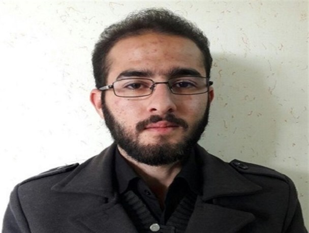 افرادی می‌خواهند دانشجو و دانشگاه سیاسی نباشد/ مسئولان از سالن جلسات اقتصاد مقاومتی خارج شوند