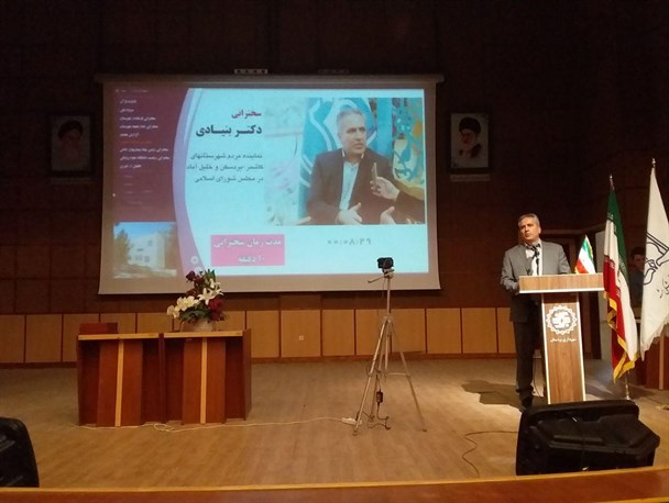 ۸۰۰ تخت بیمارستانی در ترشیز نیاز است که باید فراهم شود