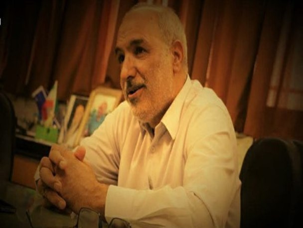 دانشجویان 16 آذر اولین تو دهنی را به استکبار زدند