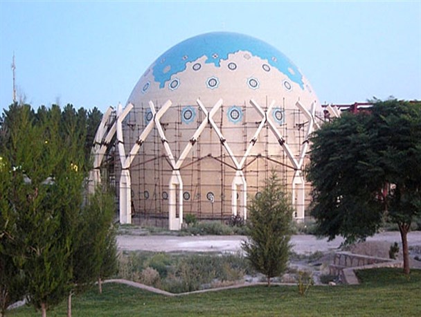 بهره برداری بخشی از مجتمع افلاک نمای خیام نیشابور در روز ملی خیام