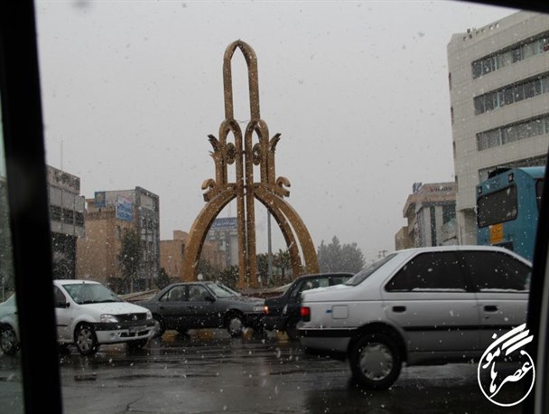 شانزدهمین نمایشگاه بین المللی کامپیوتر و ماشین های اداری در مشهد افتتاح می شود