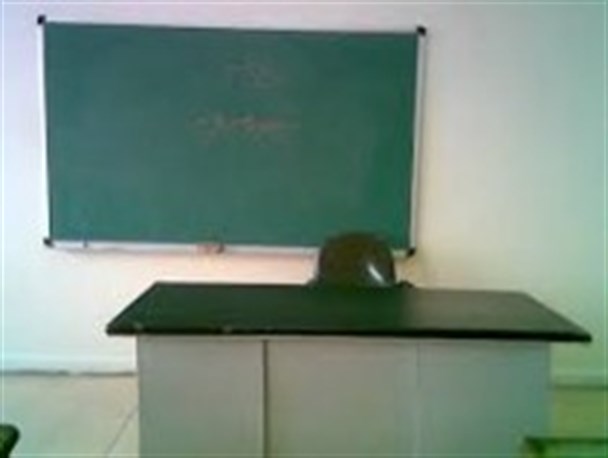 اخراج اساتید ارزشی در یکی از دانشگاه های کاشان