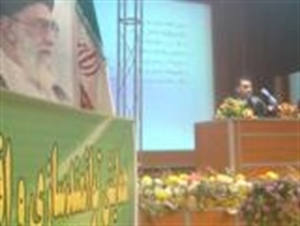 با تلاش و کوشش مستمر می توان از هیچ به چیزی رسید