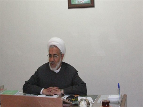 منافقان آفت و آسیب جامعه اسلامی هستند/ در آخرالزمان فتنه گران با چهره های مقدس و وجیه المله به میدان می روند