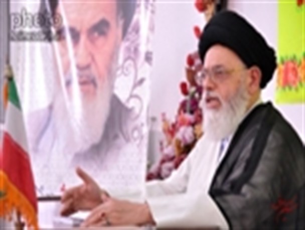 هدف گفتمان همیاران انقلاب اسلامی بیان منظومه فکری امام خمینی(ره) و امام خامنه ای است