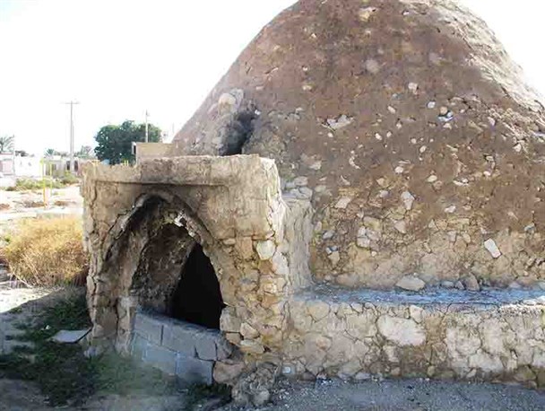 تغییر کاربری آب انبارها به انبار زباله در شهر بندرخمیر+تصویر