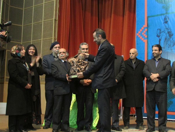 "فرزانه فرزند فردوسی" امروز در زادگاهش تجلیل شد