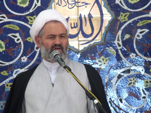 مسئولان از جوانان انقلابی و مومن حمایت کنند/ کشف حجاب ننگی در رژیم پهلوی