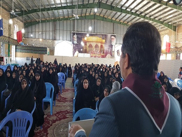 نظم و انضباط در رفتار عملی دانش آموزان از اهم برنامه های سازمان دانش آموزی می باشد