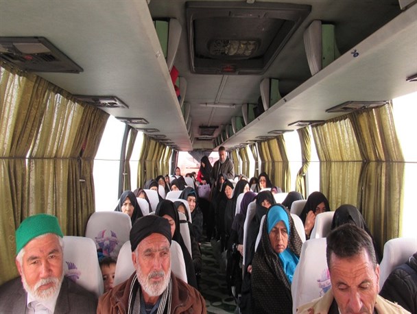 اعزام 44 نفر از بسیجیان درگزی به مشهد مقدس